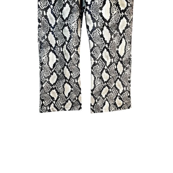 2/$30 Choosy Size 0 Faux Leather Snake Cropped Print High-Waisted Pants - Picture 14 of 16
